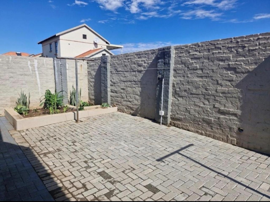3 Bedroom Property for Sale in Waterkloof East North West
